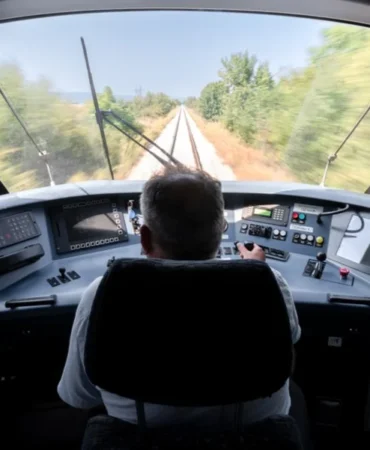 tren-makinisti-nasil-olunur